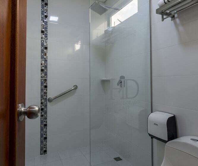 家庭间, Dorado La 70