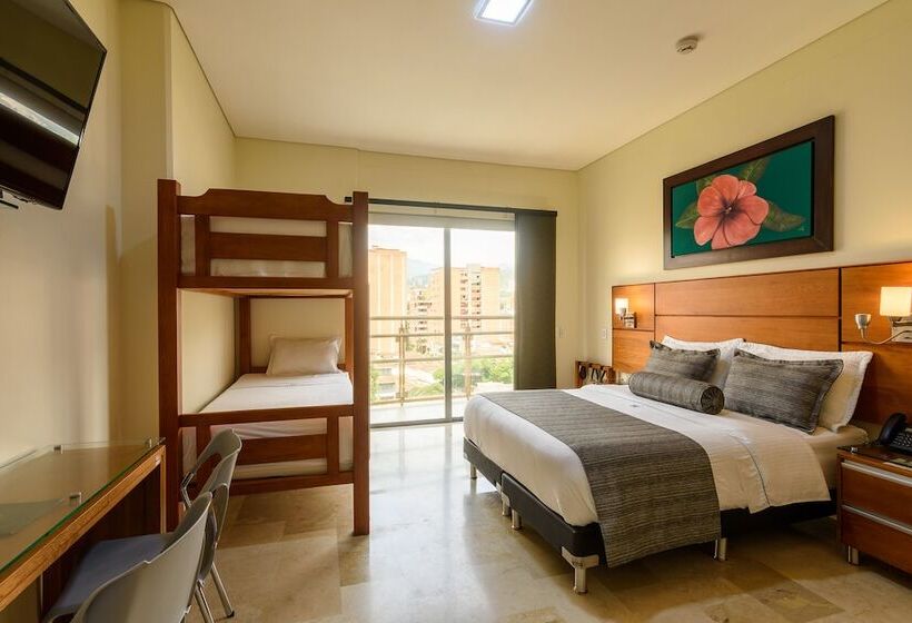 家庭间, Dorado La 70