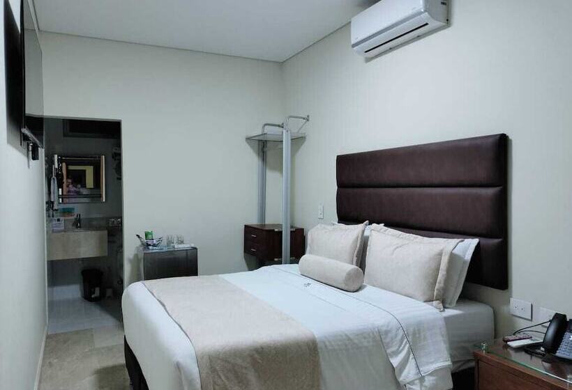 经济房, Dorado La 70