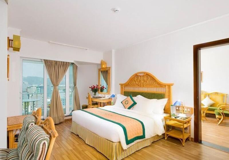 سوئیت پریمیوم, Green World Hotel Nha Trang