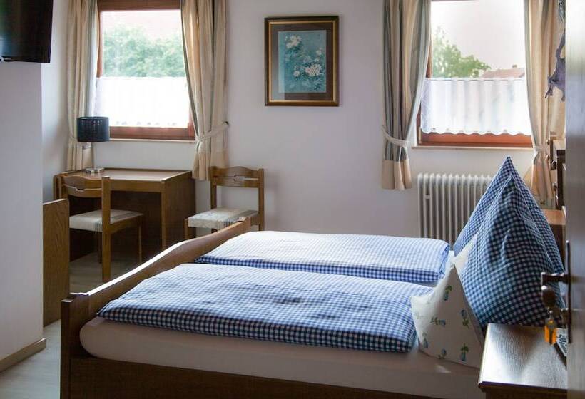 标准三人间, Herzog S Ulsterbrücke