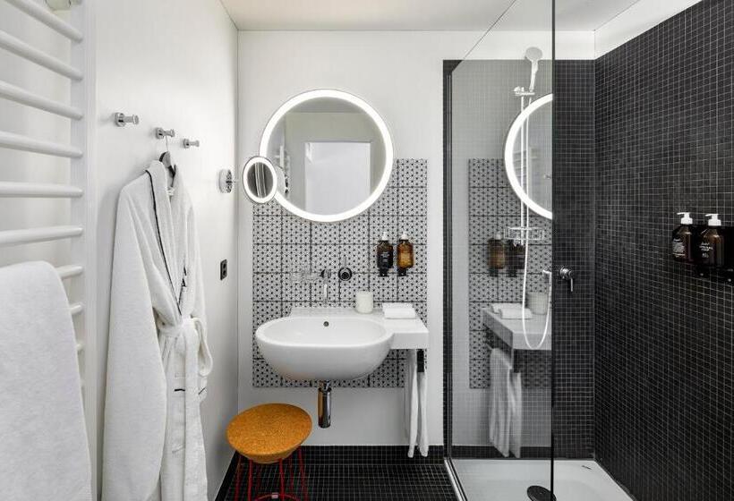 اتاق استاندارد, Marktgasse