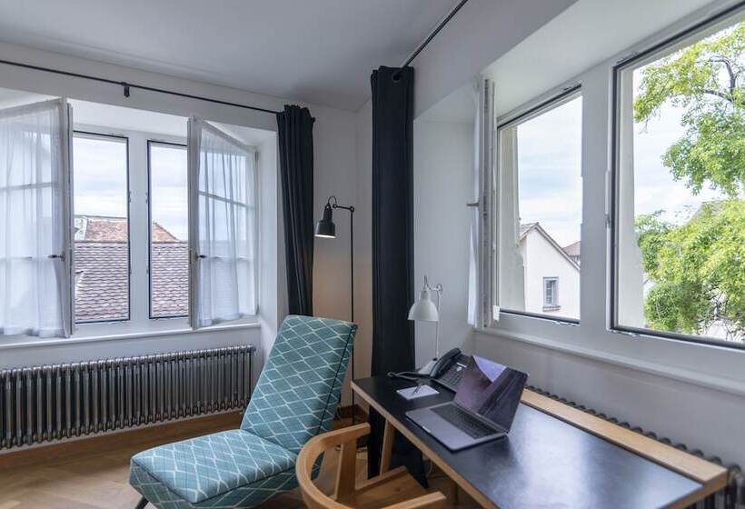 اتاق استاندارد, Marktgasse