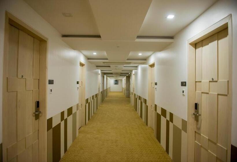 اتاق پرمیوم, Parami