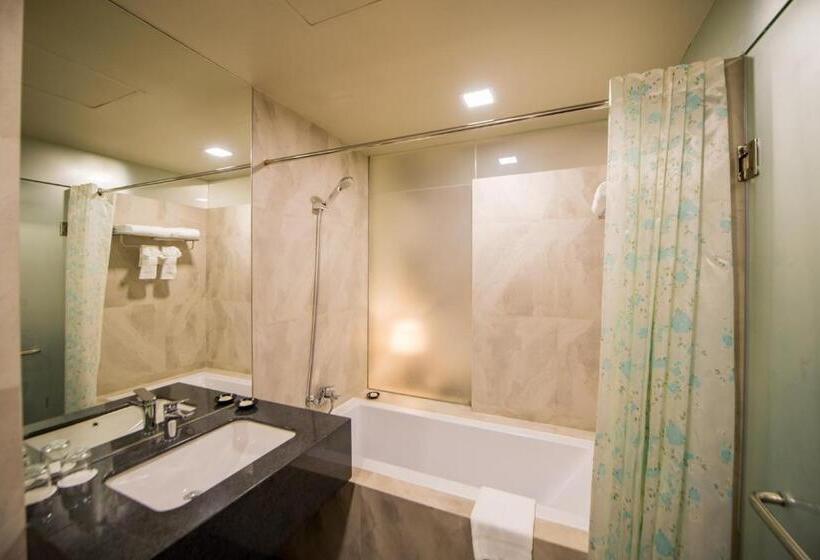 سوئیت پریمیوم, Parami