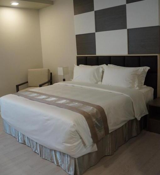 اتاق سوپریور, Parami