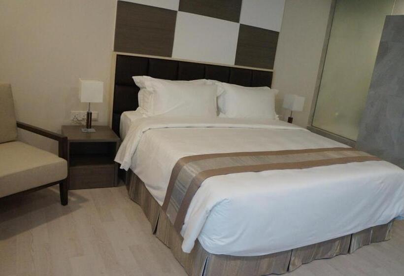 اتاق سوپریور, Parami