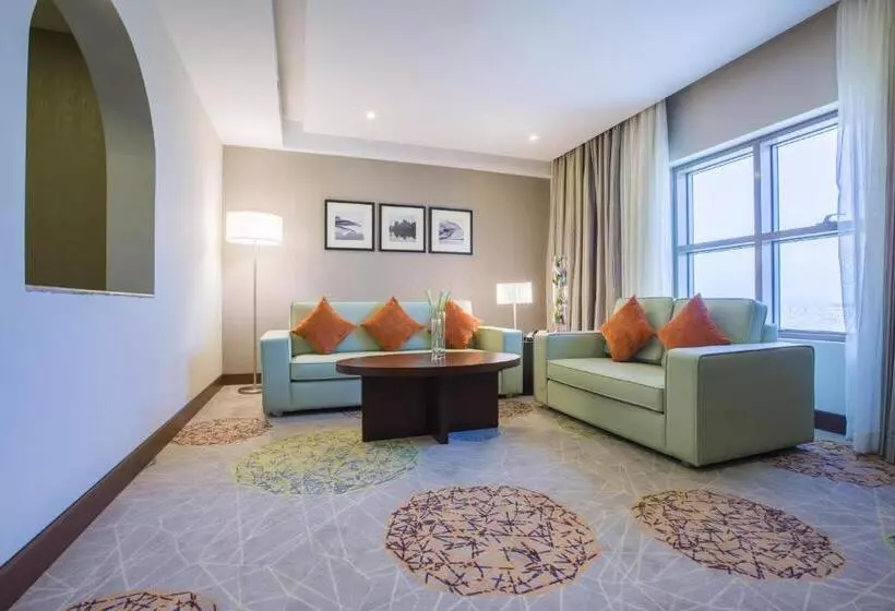スイート, Radisson Blu Plaza Jeddah
