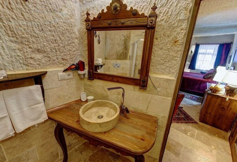 이그제큐티브 스위트, Turkish Cave House