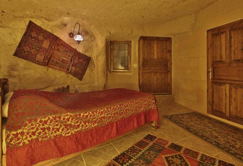 Семейный Номер, Turkish Cave House