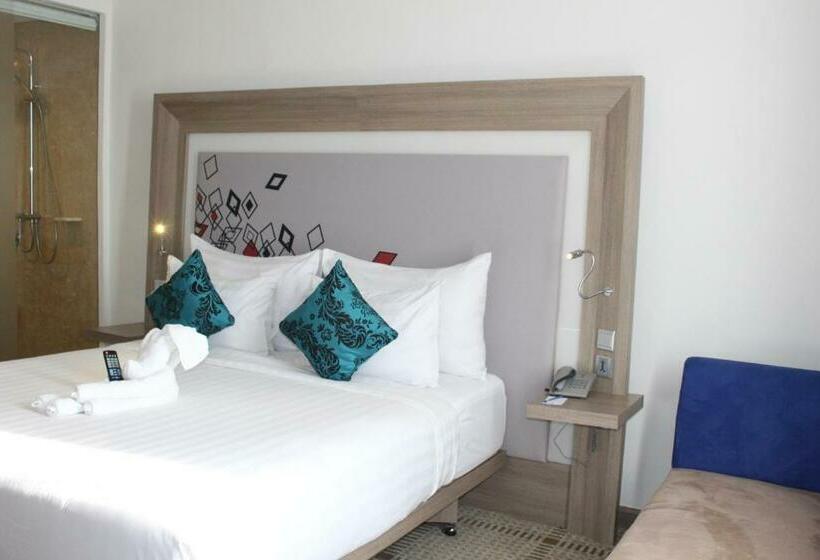 Номер Superior, Novotel Makassar Grand Shayla