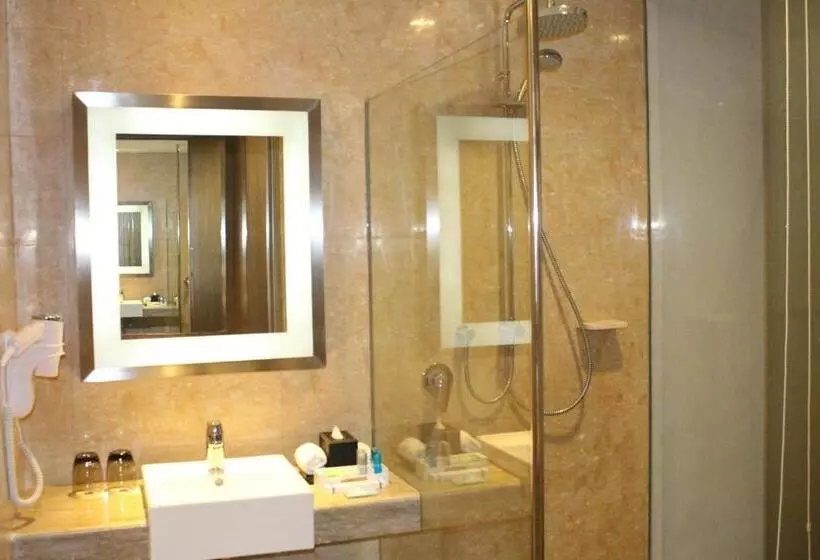 デラックスルーム, Novotel Makassar Grand Shayla