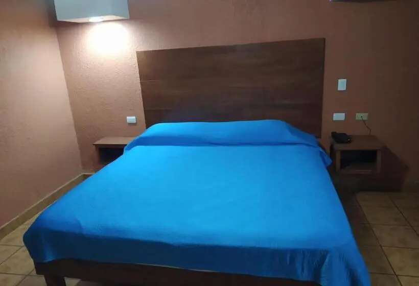 Standard Yhden Hengen Huone, Posada Del Rey