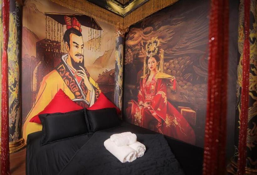 سوییت, Dubai Luxury Hotel & Massage