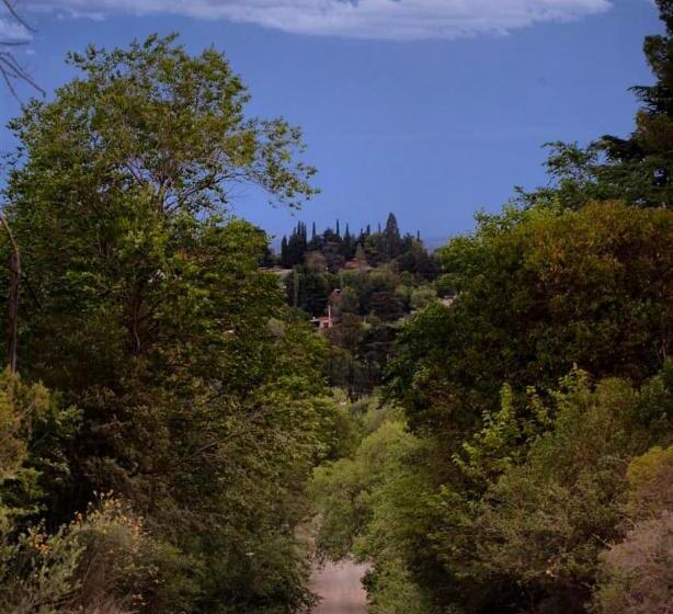 דירת חדר נוף לבריכה, Entre Las Sierras Cabañas Tiny House