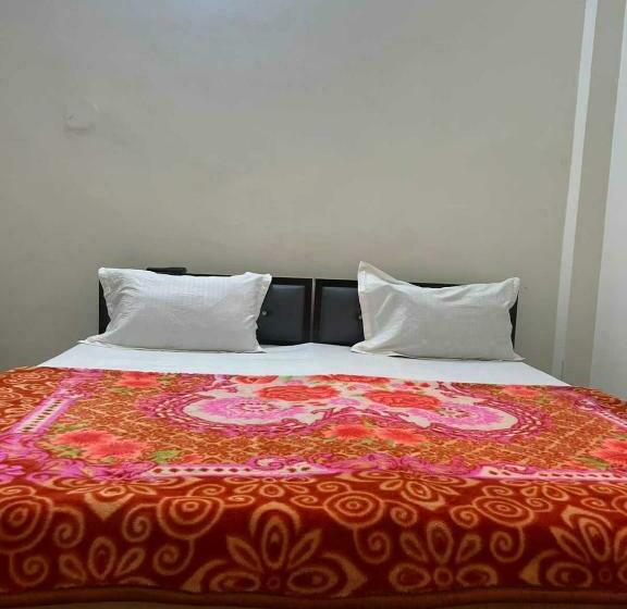 트리플 클래식 룸, Oyo 80981 Agm Residency