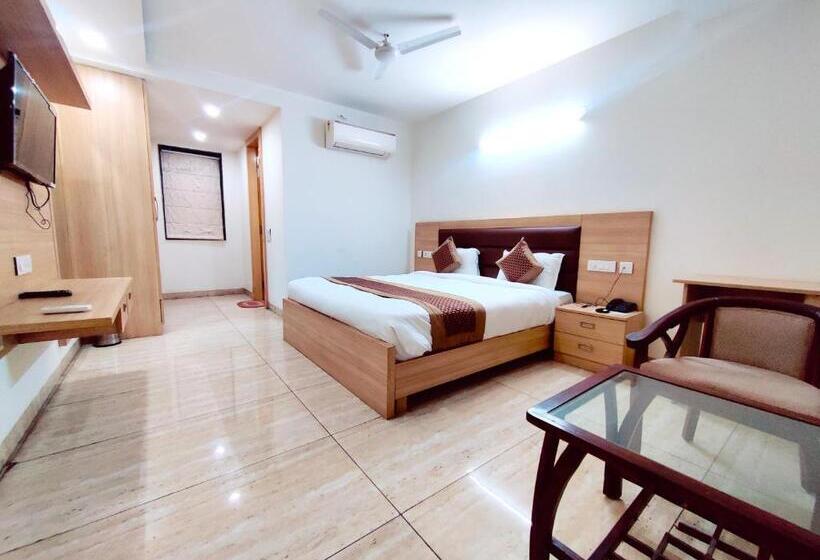 اتاق سوپریور, Blueneck Sec 47 Near Ikea Gmp Gurugram