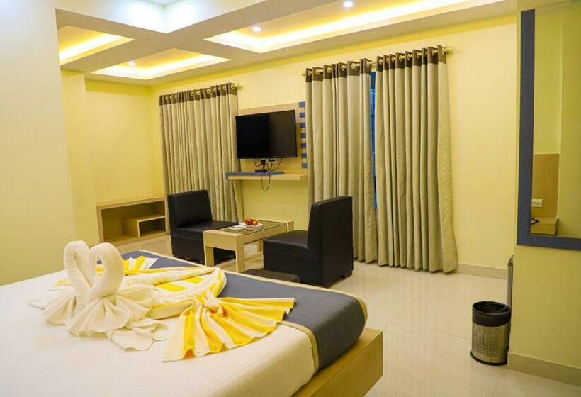 Номер Deluxe с Балконом, Regenta Inn Digha By Royal Orchid Hotels Ltd