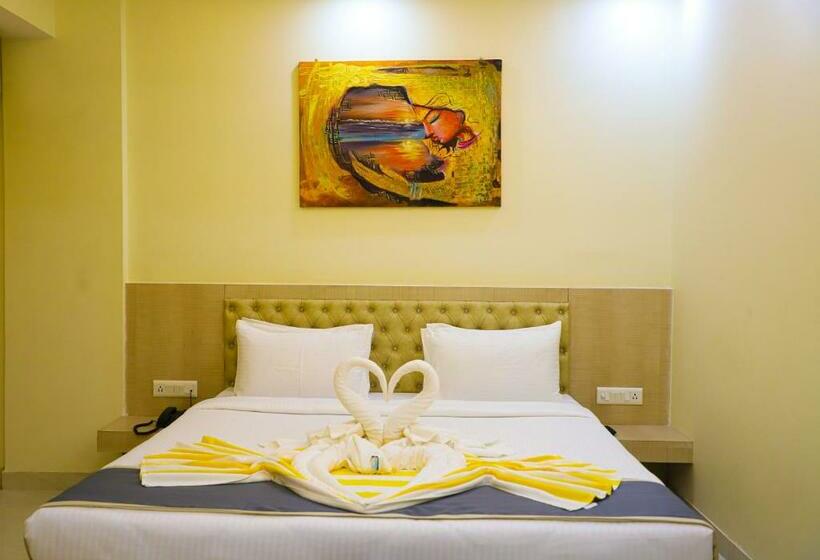 Номер Deluxe с Балконом, Regenta Inn Digha By Royal Orchid Hotels Ltd