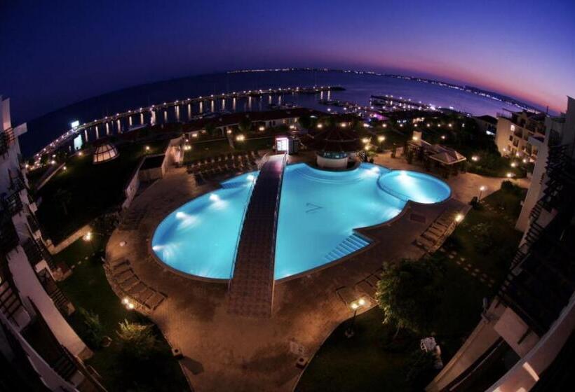 Апартаменты 1 Спальня с Террасой, Apartello⊛com Diamond   Private Apartments Near Marina Dinevi In Sveti Vlas