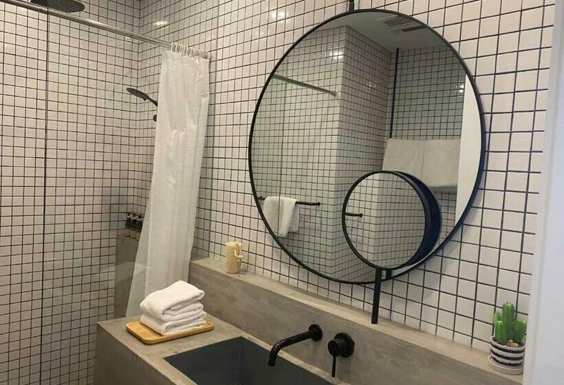 デラックススタジオ, Base Pusan Serviced Apartment Shanghai New International Expo Centre