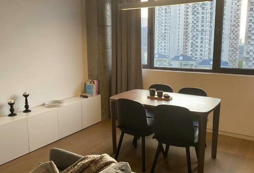 デラックススタジオ, Base Pusan Serviced Apartment Shanghai New International Expo Centre