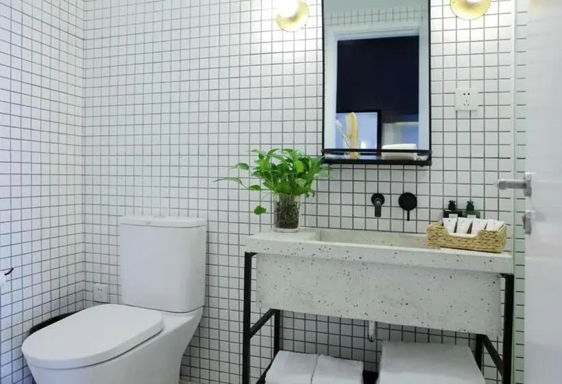 Standard-studio Parveke, Base Pusan Serviced Apartment  Shanghai New International Expo Centre
