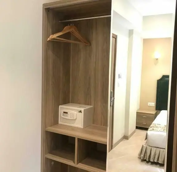 اتاق استاندارد با تخت بزرگ, Flora