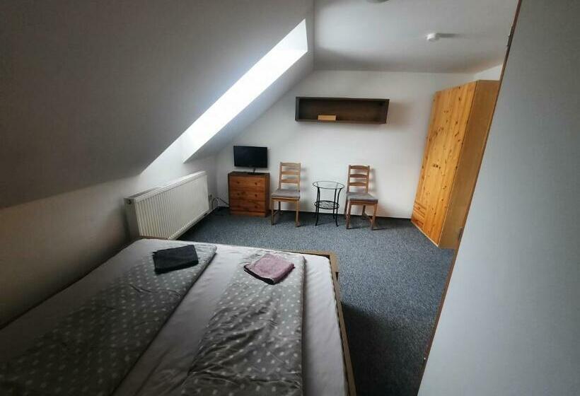 스탠다드 룸, Restaurace A Penzion Na Stráni