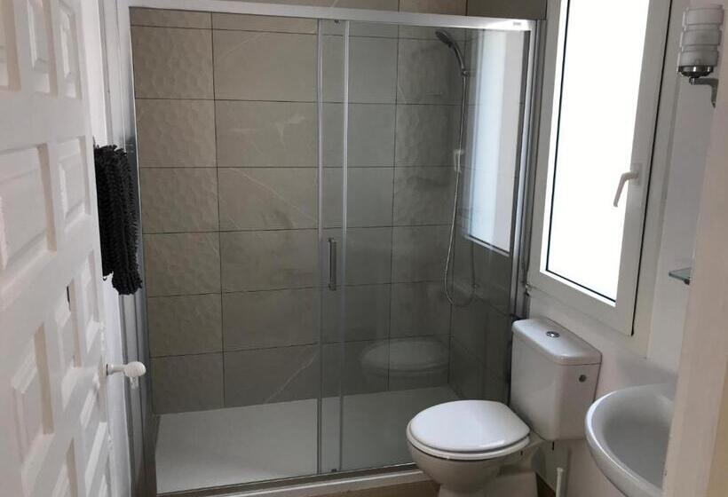 חדר קומפורט לשלושה, Casa Raíces Del Montgo