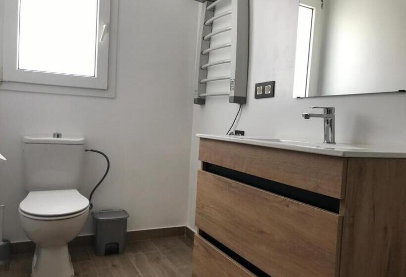 استودیو استاندارد با چشم‌انداز, Casa Raíces Del Montgo