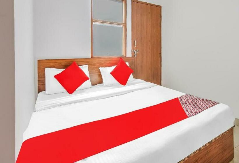 Трехместный Номер Классика, Flagship Dimond Hotel 2