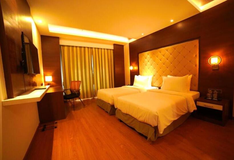 高级大房间, Distrikt 9