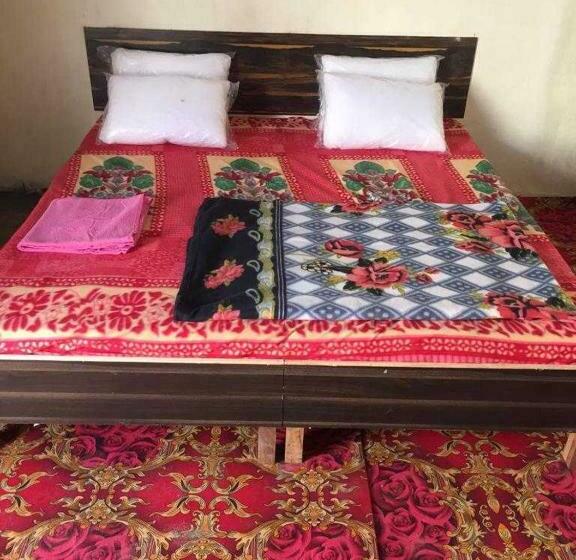 三人经典房间, Oyo Shree Ji Highway King  And Restaurant