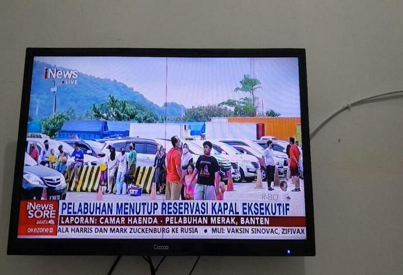 חדר סופריור יחיד, Spot On 92236 Kediri Family Homestay