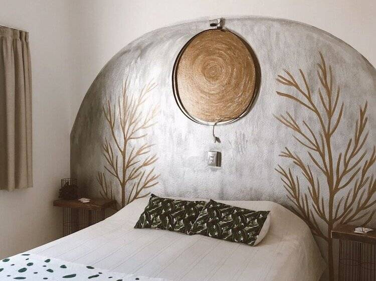 חדר סטנדרט לשלושה, Carod Espacio Serrano