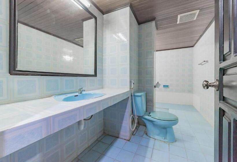Семейный Номер, Reddoorz Near Plaza Balikpapan