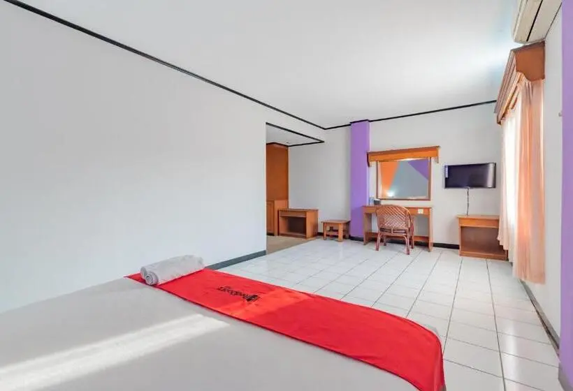 デラックスルーム, Reddoorz Near Plaza Balikpapan