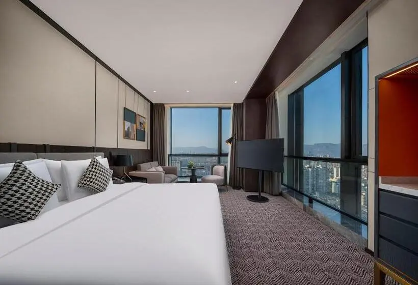 اتاق دلوکس با تخت کینگ و چشم‌انداز شهر, Grand New Century Hotel Wenzhou