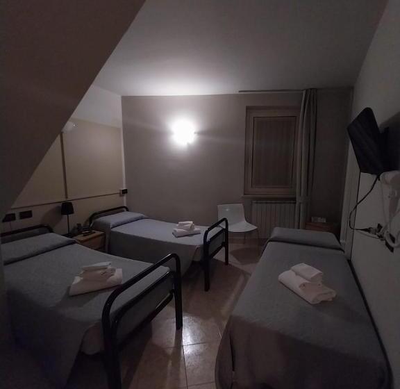 标准三人间, Cumilì