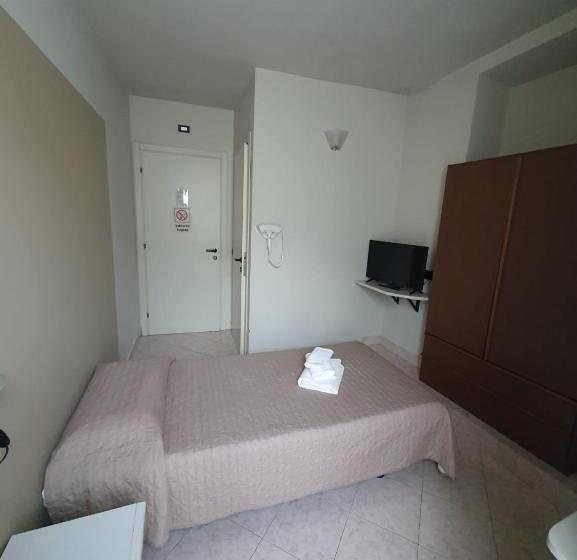 标准单人间, Cumilì