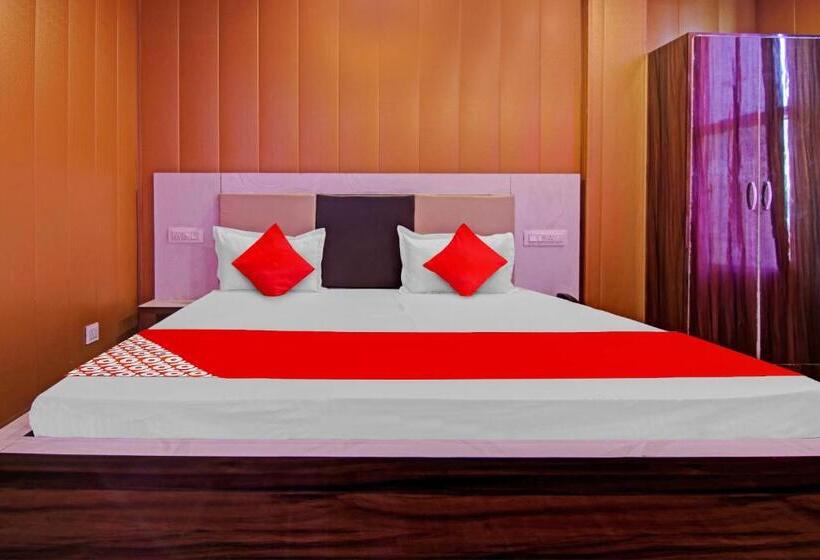 トリプルクラシックルーム, Flagship Hotel Pine View Villa