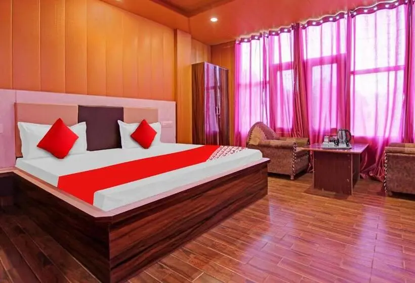 トリプルクラシックルーム, Flagship Hotel Pine View Villa