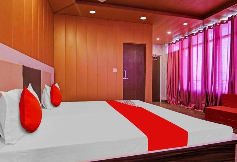 トリプルクラシックルーム, Flagship Hotel Pine View Villa