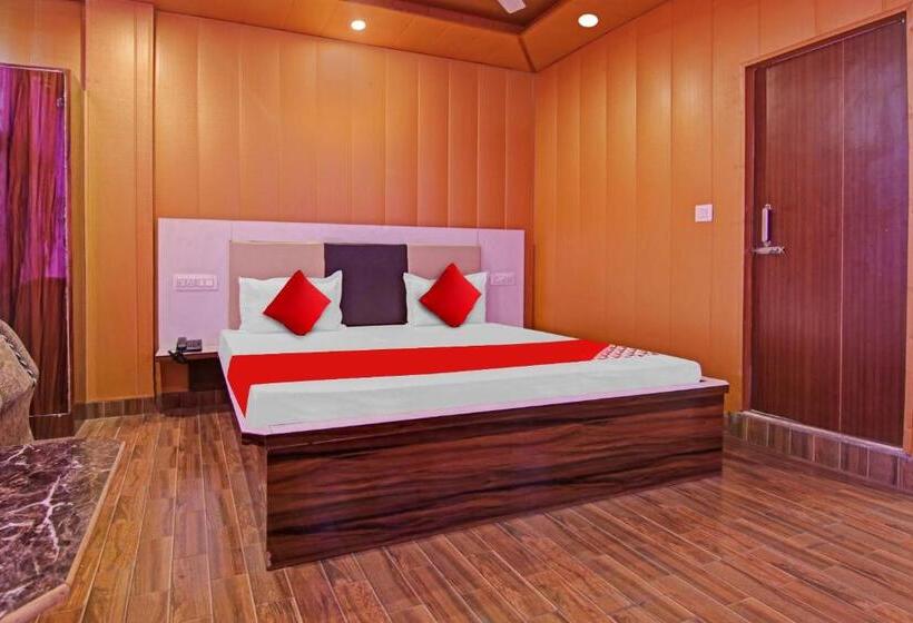 트리플 클래식 룸, Flagship Hotel Pine View Villa