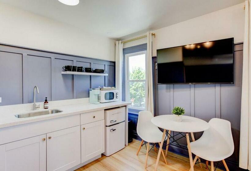 إستوديو قياسى سرير كينج, Suite 11 Historic Art City Inn