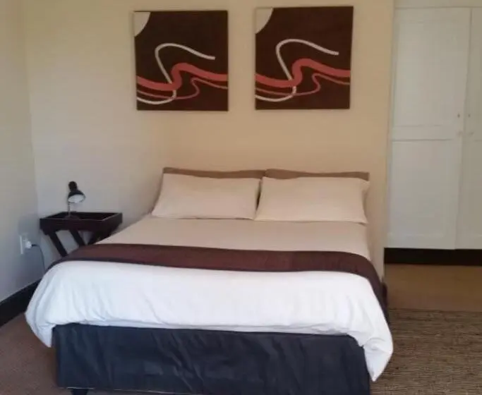 Perhehuone Sivuttainen Merinäkymä, Twin Palms Accommodations