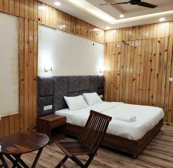 デラックスルーム, Qcent Woods Resort & Spa, Rishikesh