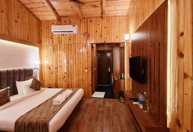 キングサイズベッドのデラックスルーム, Qcent Woods Resort & Spa, Rishikesh