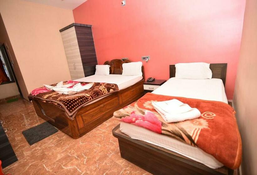 デラックストリプルルーム, Green View Hotel & Resort